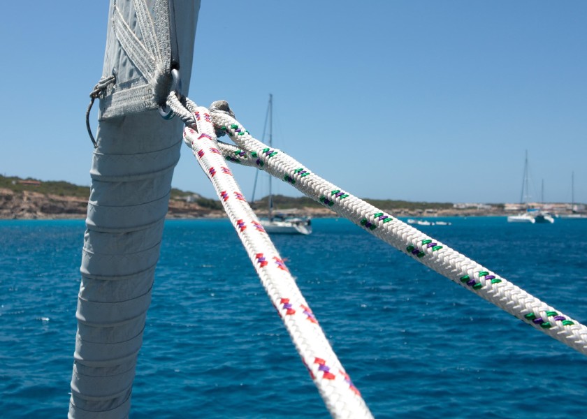 Купить GLEISTEIN 282120246 Предварительно сращенный листовой канат для переднего паруса / Веревка-Ø: 12 мм 55201-bvs 7ft.ru в интернет магазине Семь Футов