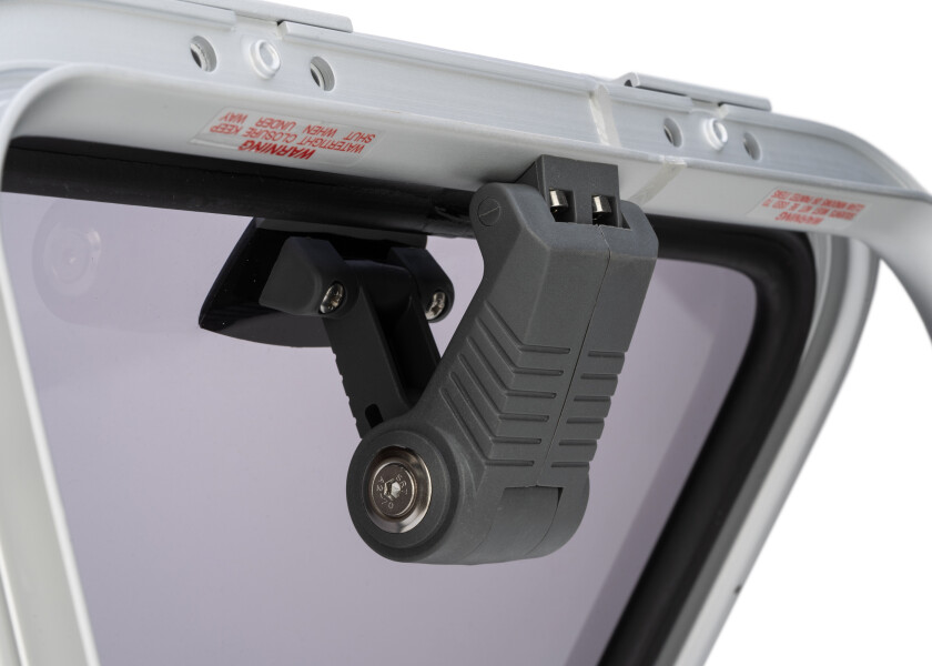 Купить Люк палубный Lewmar Medium Profile 39940020 492 x 492 мм размер 40 7ft.ru в интернет магазине Семь Футов