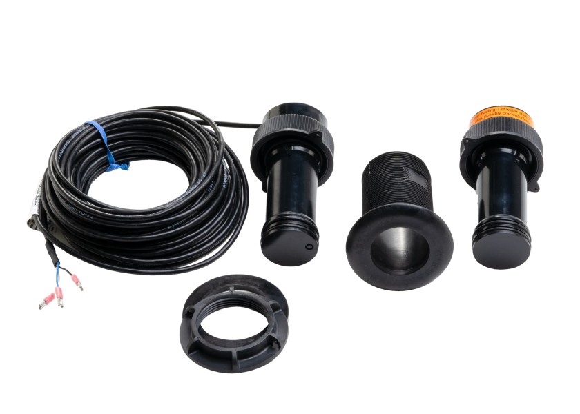 Купить Raymarine E26030 D800 Черный  50 / 200 kHz  7ft.ru в интернет магазине Семь Футов