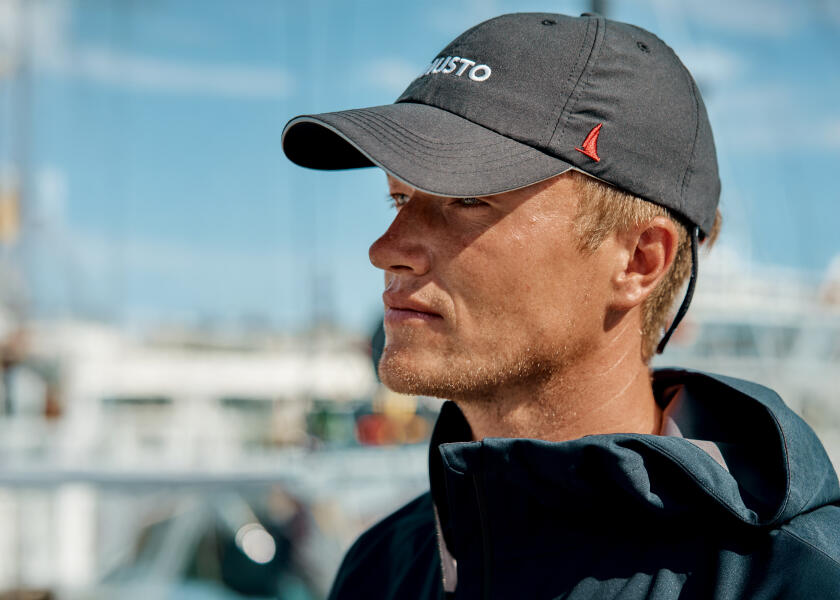 Купить MUSTO ESSENTIAL FAST DRY Crew Cap / black 48069-bvs 7ft.ru в интернет магазине Семь Футов