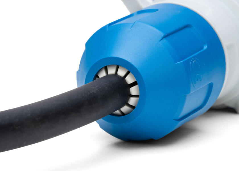 Купить CEE Extension Cable / 2.5 qmm / 30 m / rubber cable / black / with power indicator 76550-bvs 7ft.ru в интернет магазине Семь Футов