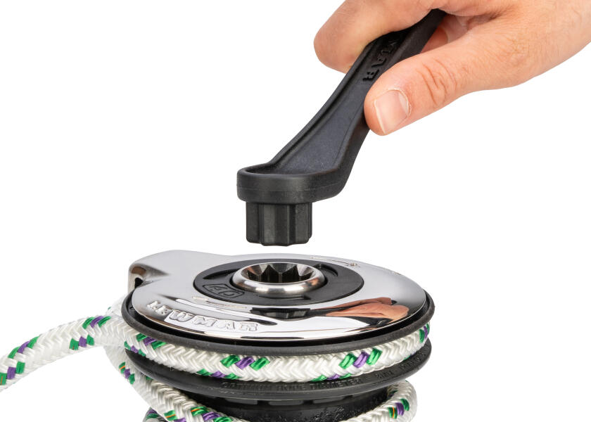 Купить LEWMAR 66000799 Ручка для VX1/2/3 и VX1L / 230 мм / пластик 7ft.ru в интернет магазине Семь Футов