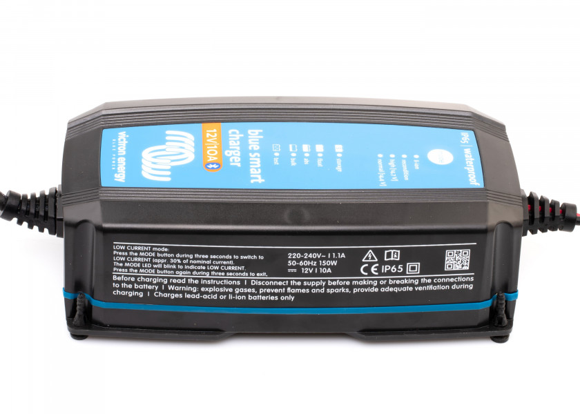 Купить VICTRON BPC121031064R Умное зарядное устройство синего цвета IP65 12 В / 10 А 7ft.ru в интернет магазине Семь Футов