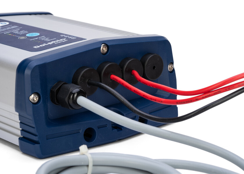 Купить Dolphin charger 399710 Dolphin Pro Lite 12V 15A Зарядное устройство Бесцветный Grey / Blue 142 x 72 x 194 mm 7ft.ru в интернет магазине Семь Футов
