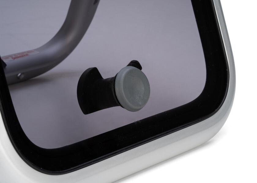 Купить Люк палубный низкопрофильный Lewmar Low Profile 39910030 размер 10 330x330x25мм вырез 260x260мм с самоподдерживающейся крышкой 7ft.ru в интернет магазине Семь Футов