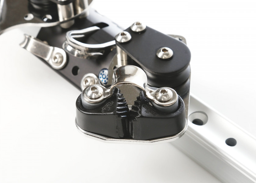 Купить PFEIFFER Marine Traveller with 1 single block, cleat and becket / size 2 / 6 SS bearings 14476-bvs 7ft.ru в интернет магазине Семь Футов