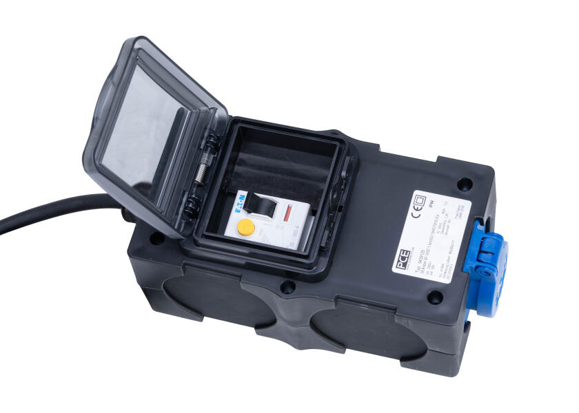 Купить Adapter Cable CEE plug to SCHUKO coupling incl. RCD circuit breaker 76563-bvs 7ft.ru в интернет магазине Семь Футов