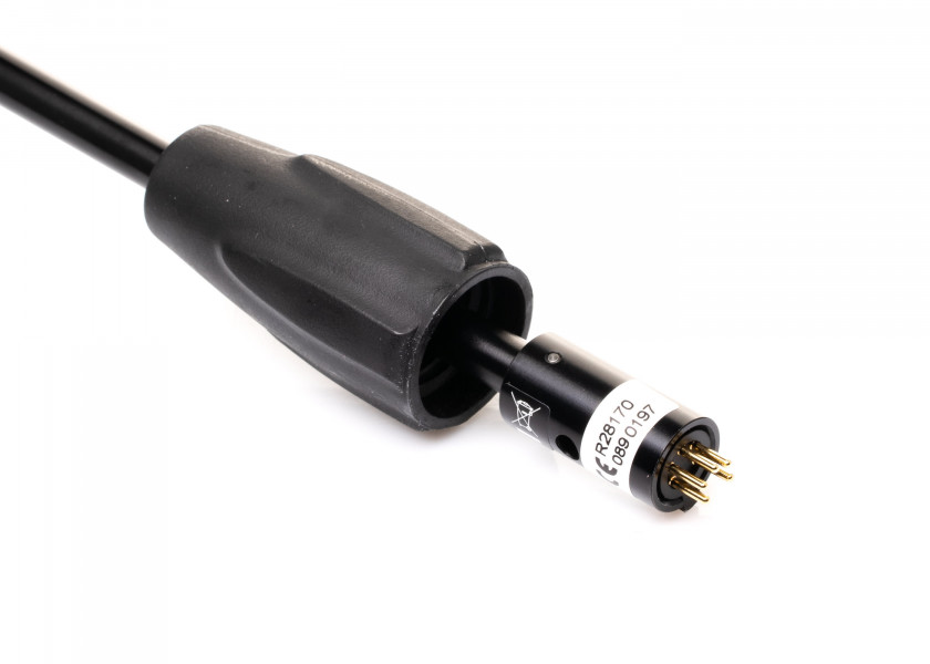 Купить Raymarine R28170 Short Mast Head Черный  Black 7ft.ru в интернет магазине Семь Футов