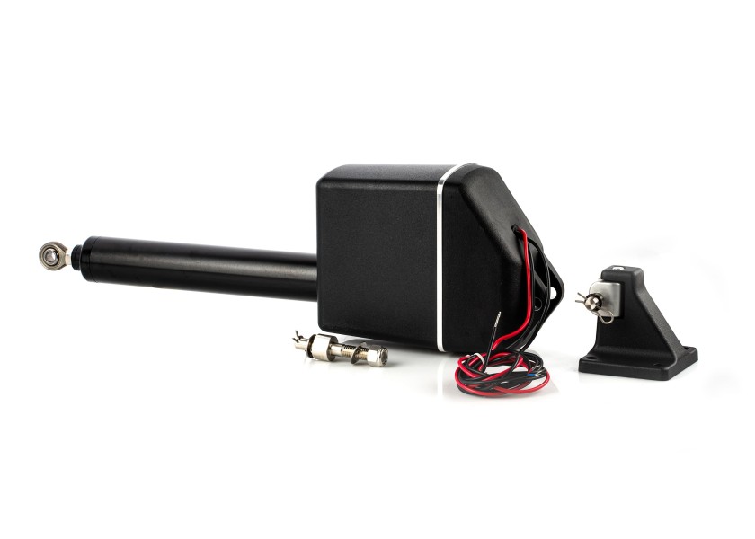 Купить Raymarine M81131 Lineal Короткий проезд Черный 12 V Type 2 7ft.ru в интернет магазине Семь Футов
