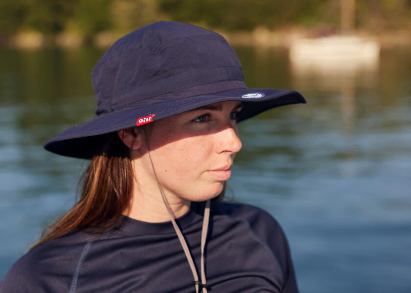 Купить Gill 140-NAV06-M Шляпа Technical Sailing Sun Голубой  Navy M 7ft.ru в интернет магазине Семь Футов