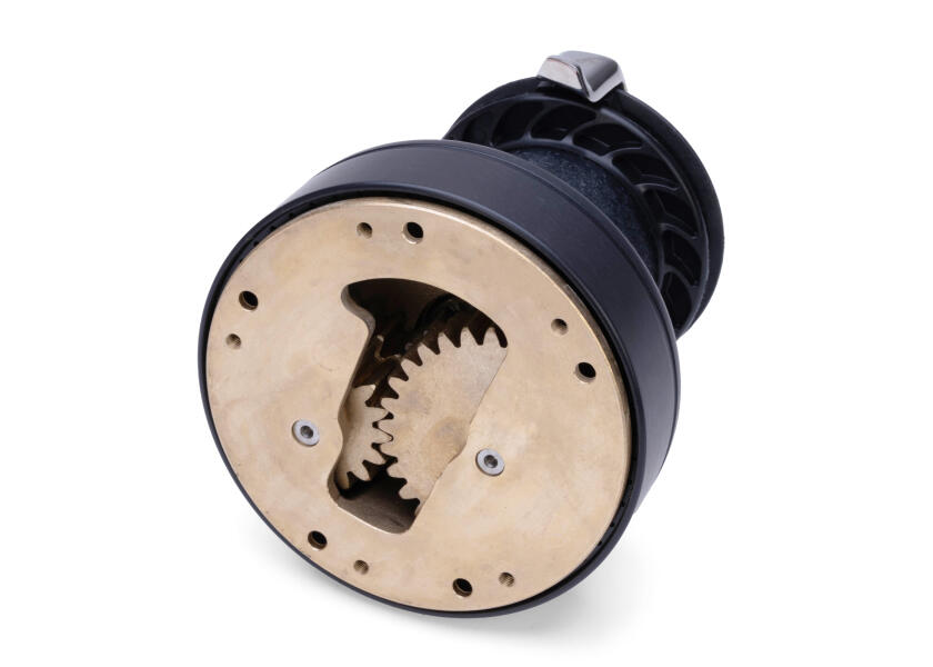 Купить Лебёдка двухскоростная из черного алюминия Lewmar EVO 40ST 49540055 13,2:1/40,2:1 795 кг 8 - 12 мм 7ft.ru в интернет магазине Семь Футов