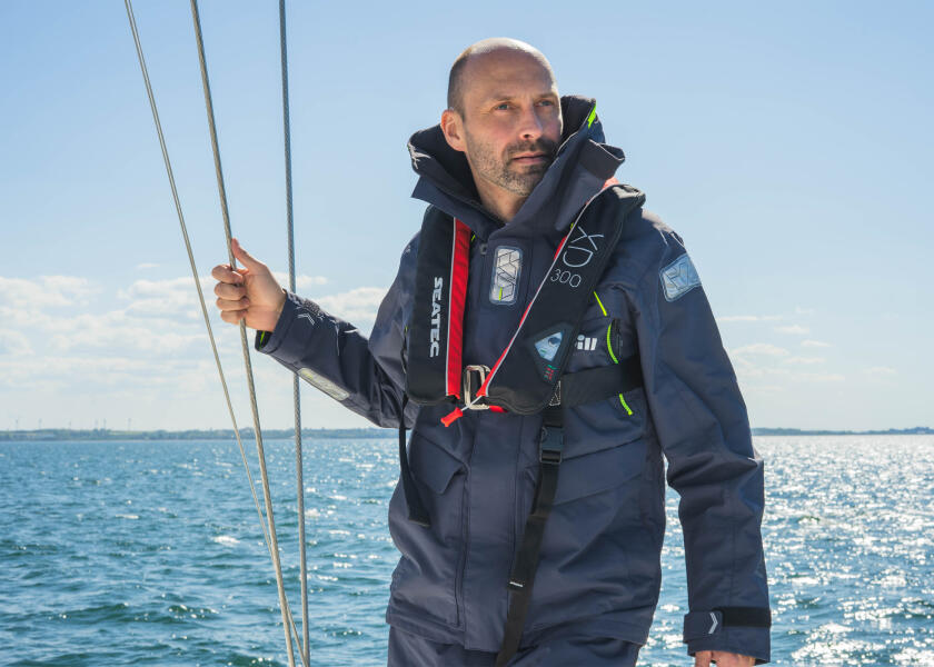 Купить SEATEC Спасательный жилет XD300 / красный/черный / вкл. спасательный круг 7ft.ru в интернет магазине Семь Футов