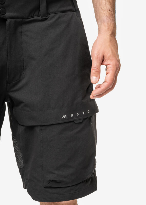 Купить MUSTO 82421_990-36 Мужские шорты-стрейч Evolution Performance / черный / Размер одежды: 36 7ft.ru в интернет магазине Семь Футов