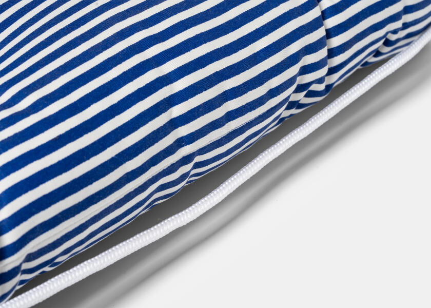 Купить Kapok Single Cushion / royal blue / thin stripes 57346-bvs 7ft.ru в интернет магазине Семь Футов