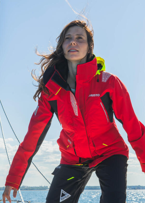 Купить MUSTO 82085_169-16 Женская куртка BR2 Offshore 2.0 / красный / Размер одежды: 44 7ft.ru в интернет магазине Семь Футов