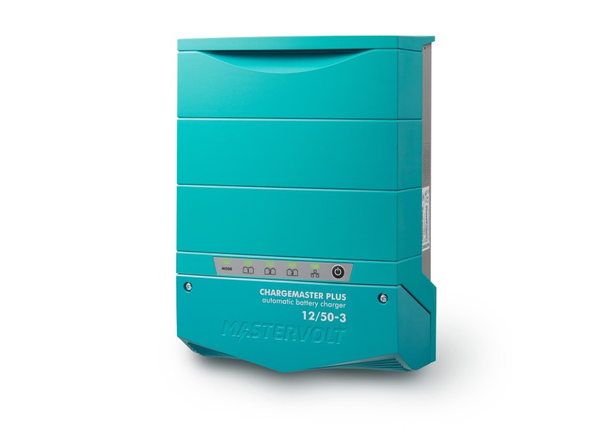 Купить Зарядное устройство Mastervolt ChargeMaster Plus 12/50-3 44310505 12В 50А 291х210х105мм IP23 для АКБ 200-400Ач 7ft.ru в интернет магазине Семь Футов