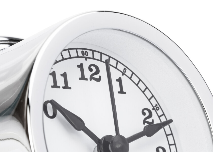 Купить Часы кварцевые Autonautic instrumental Minor R72C 72x39мм серебристый/белый из хромированной латуни 7ft.ru в интернет магазине Семь Футов