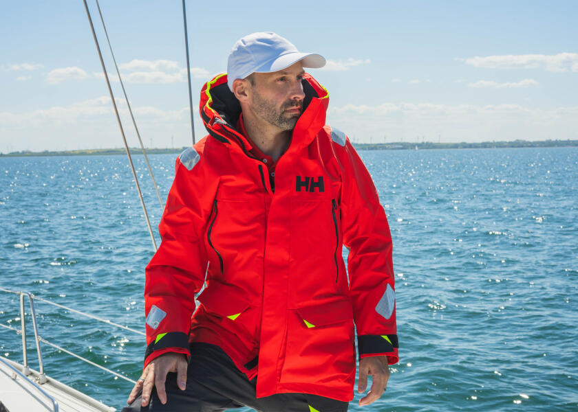 Купить HELLY HANSEN 67517_001 Кепка экипажа 2.0 / белая 48184-bvs 7ft.ru в интернет магазине Семь Футов
