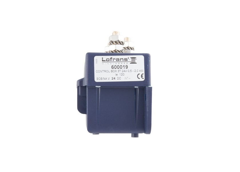 Купить LOFRANS CB3M1724 Релейный блок для лебедки / 24 В / 500-2000 Вт / 3-полюсный 51918-bvs 7ft.ru в интернет магазине Семь Футов