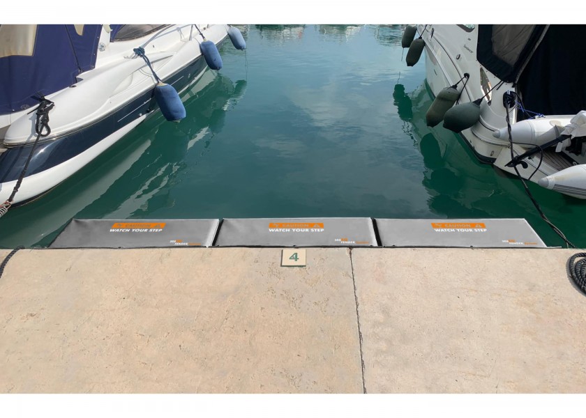 Купить SEAEQ PERFORMER WP Dock Fender / dark grey / 900 x 500 x 300 mm 26301-bvs 7ft.ru в интернет магазине Семь Футов