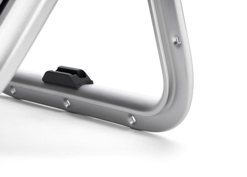 Купить Люк палубный низкопрофильный Lewmar Low Profile 39920030 размер 20 272x417x25мм вырез 202x347мм с самоподдерживающейся крышкой 7ft.ru в интернет магазине Семь Футов