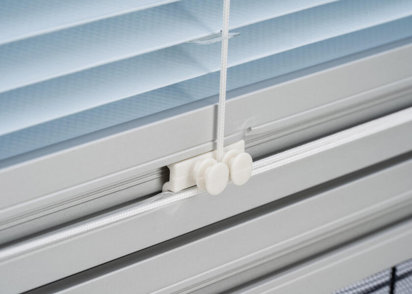 Купить GEBO 24847153 FLYBLIND Затемняющая штора с москитной сеткой / 710 x 680 мм 41312-bvs 7ft.ru в интернет магазине Семь Футов