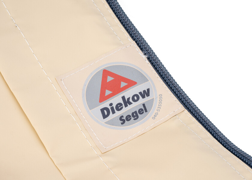 Купить DIEKOW SAILS Носки Furling Jib Sock / песочного цвета / Длина: 14,2 м 7ft.ru в интернет магазине Семь Футов