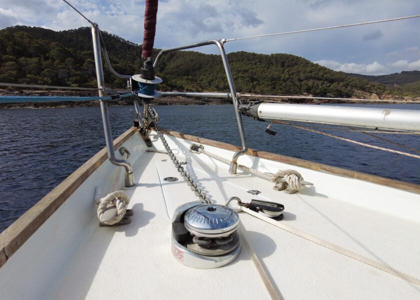 Купить Брашпиль вертикальный якорный с кабестаном Lofrans X2 602096 10 мм 12 В 1000 Вт 7ft.ru в интернет магазине Семь Футов