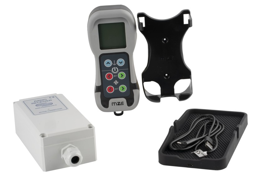 Купить WHC040 Handheld Remote Control / with display / wireless 33178-bvs 7ft.ru в интернет магазине Семь Футов