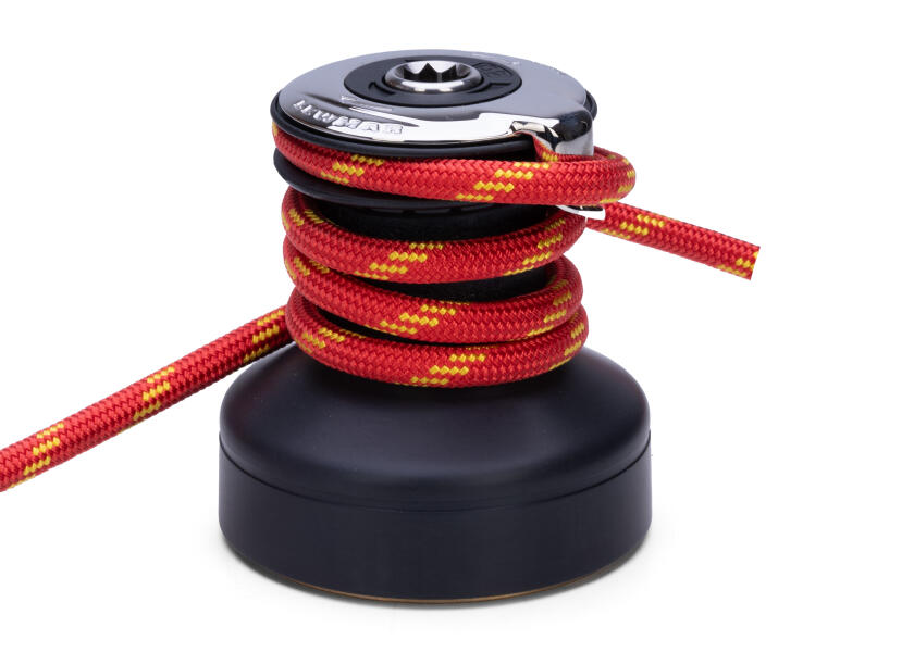 Купить Лебёдка двухскоростная из черного алюминия Lewmar EVO 40ST 49540055 13,2:1/40,2:1 795 кг 8 - 12 мм 7ft.ru в интернет магазине Семь Футов