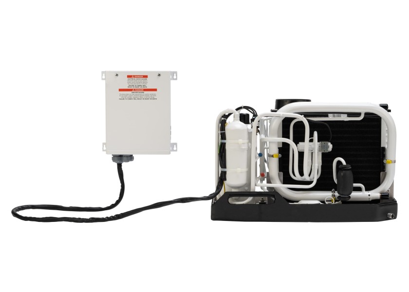 Купить WEBASTO BlueCool S20 / Кондиционер мощностью 20 000 БТЕ / с соединительным материалом и насосом для забортной воды 7ft.ru в интернет магазине Семь Футов