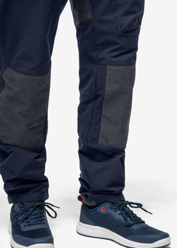 Купить MUSTO 82420_598-32R Мужские брюки-стретч Evolution Performance / темно-синий / Размер одежды: 32 7ft.ru в интернет магазине Семь Футов