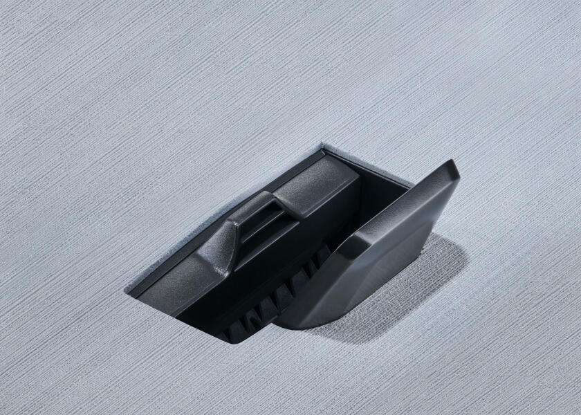 Купить Беспроводное зарядное устройство Scanstrut Aura SC-CW-12F 110x124мм 12/24В 10Вт IPX6 для телефона с магнитным креплением из черного пластика 7ft.ru в интернет магазине Семь Футов