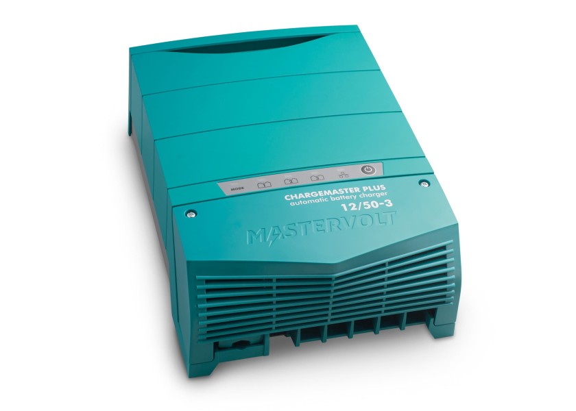 Купить Зарядное устройство Mastervolt ChargeMaster Plus 12/50-3 44310505 12В 50А 291х210х105мм IP23 для АКБ 200-400Ач 7ft.ru в интернет магазине Семь Футов