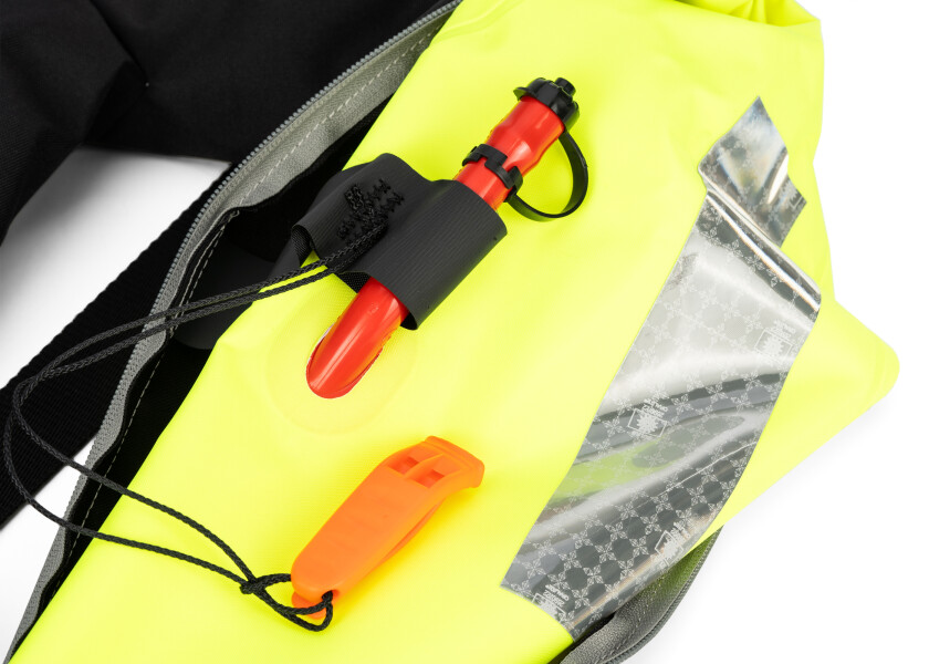 Купить Ручной надувной спасательный жилет Plastimo Pilot165 66785 165N 40кг из нейлона черный 7ft.ru в интернет магазине Семь Футов
