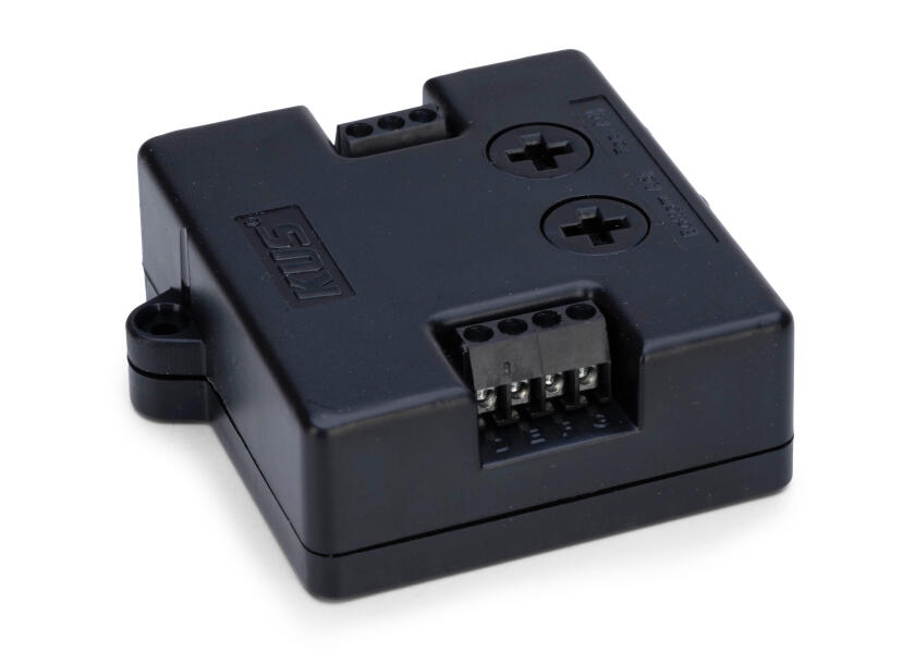 Купить Блок синхронизации датчиков уровня EURO-USA/USA-EURO KUS JKE00473 12/24В из чёрной пластмассы 7ft.ru в интернет магазине Семь Футов