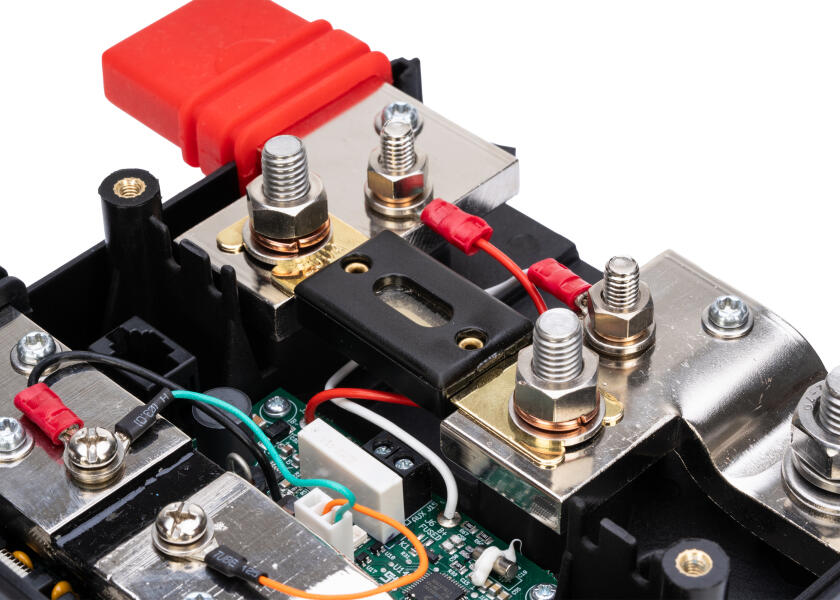 Купить VICTRON Lynx Shunt VE.Can / M10 41578-bvs 7ft.ru в интернет магазине Семь Футов