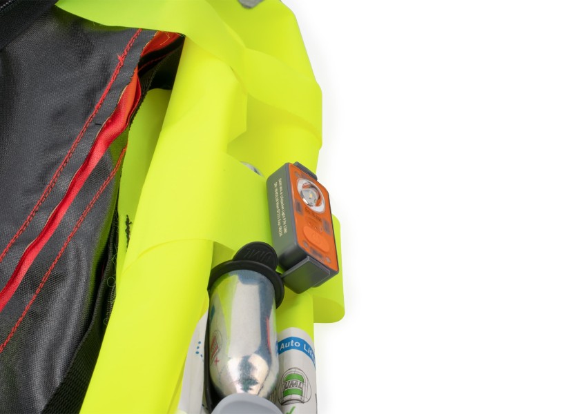 Купить KADEMATIC 3703 Аварийный свет 7ft.ru в интернет магазине Семь Футов