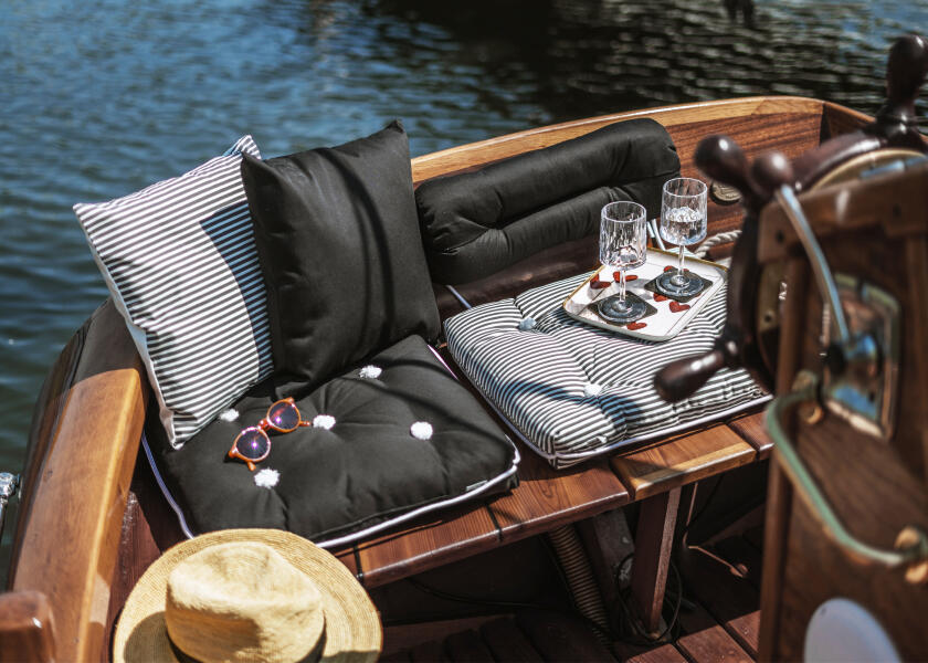 Купить Kapok Single Cushion / anthracite / thin stripes 57353-bvs 7ft.ru в интернет магазине Семь Футов