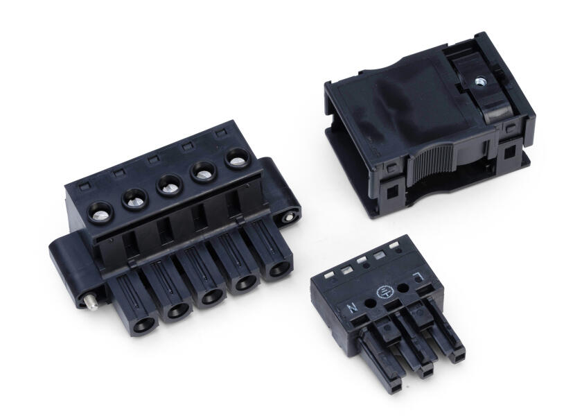 Купить CRISTEC YPOWER+ Battery Charger 12 V / 50 A / 4 charging outputs / fanless 33803-bvs 7ft.ru в интернет магазине Семь Футов