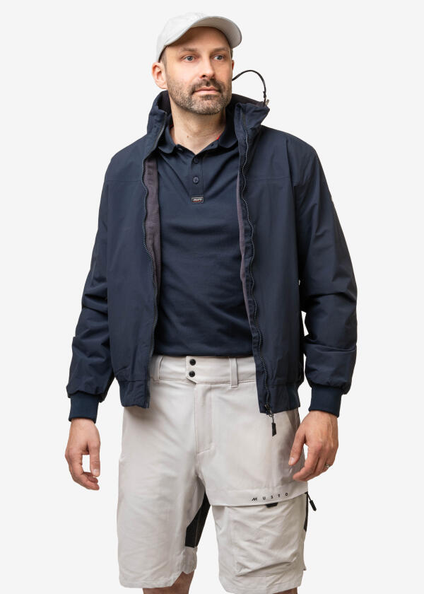 Купить MUSTO 82421_813-36 Мужские шорты стрейч Evolution Performance / платиновый / Размер одежды: 36 7ft.ru в интернет магазине Семь Футов