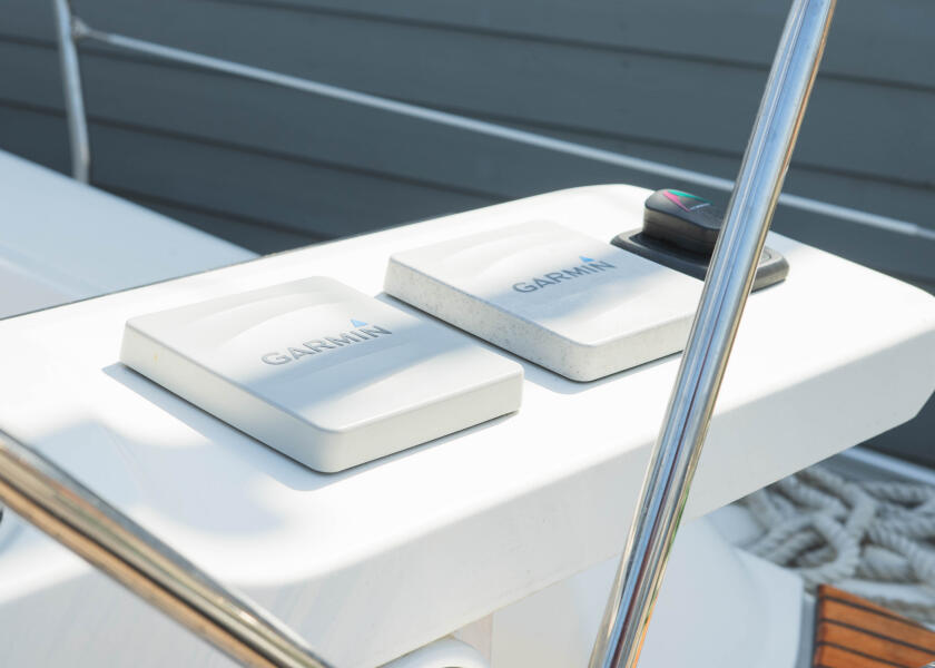Купить BAVARIA 404255_BH Крышка для дисплея автопилота GMI 20/GHC 20/GNX 20/GNX 21 23757-bvs 7ft.ru в интернет магазине Семь Футов
