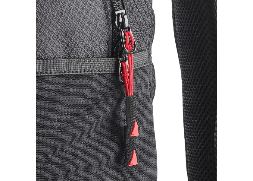 Купить MUSTO ESSENTIAL Backpack / 25 l / black 47509-bvs 7ft.ru в интернет магазине Семь Футов