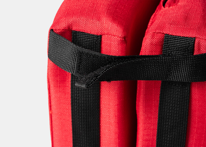 Купить Подушка плавающая двойная Plastimo 70600 150N 740х370х75мм на одного человека из полиэтилена красная 7ft.ru в интернет магазине Семь Футов