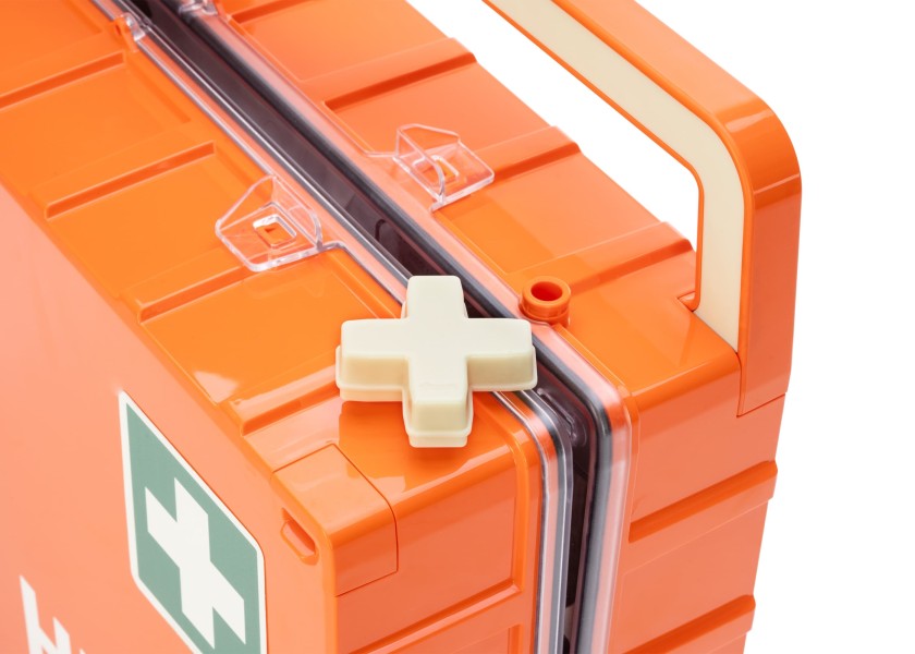 Купить SV03002 Аптечка первой помощи DYNAMIC GLOW / 80 деталей 31210-bvs 7ft.ru в интернет магазине Семь Футов