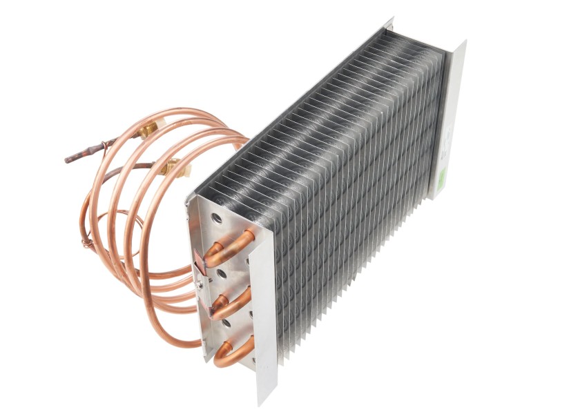 Купить Ребристый испаритель Dometic ColdMachine VD-03 9105306603 380 x 230 x 82 мм для холодильных установок серии 80 7ft.ru в интернет магазине Семь Футов