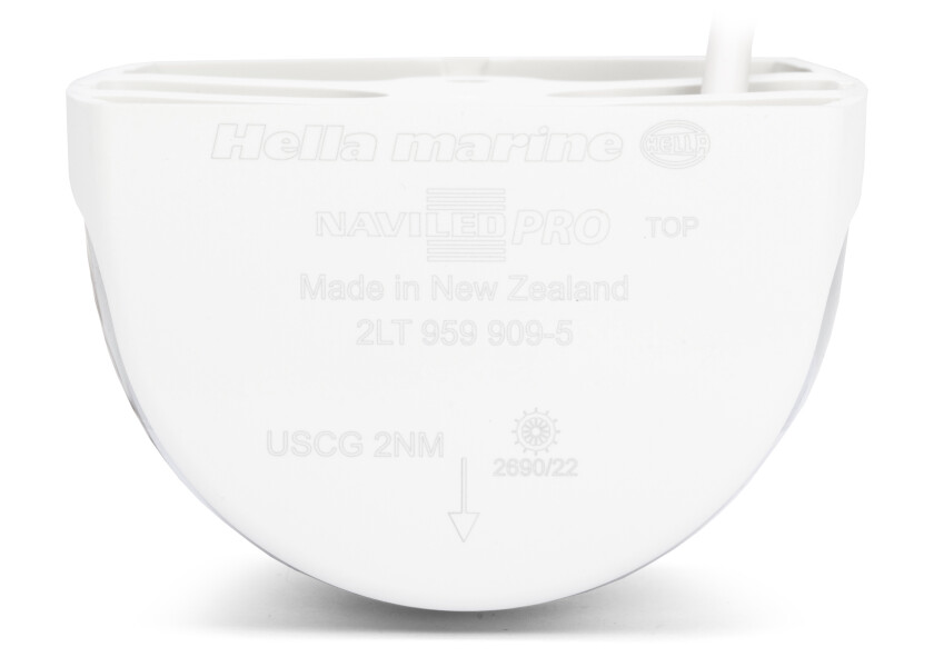 Купить HELLA MARINE 2LT017462011 Кормовой фонарь NaviLED PRO / белый / с сертификатом колесной маркировки 7ft.ru в интернет магазине Семь Футов