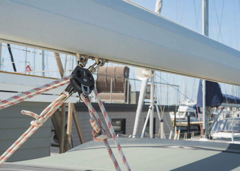 Купить BAVARIA 316389_BH Одиночный блок с вертлюгом и опорой / 14 мм / подшипник скольжения 22995-bvs 7ft.ru в интернет магазине Семь Футов