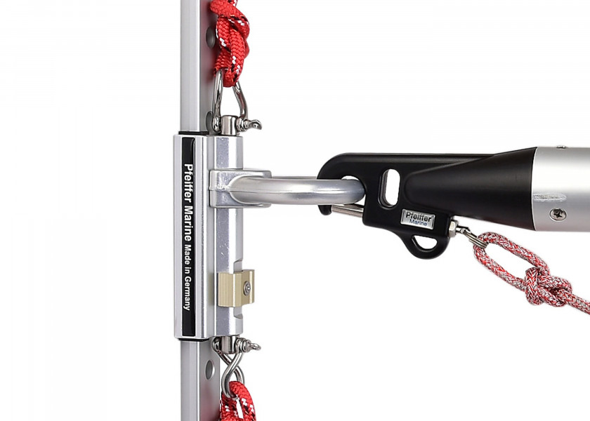 Купить PFEIFFER 7639001 Направляющая для спинакера-гика / размер 3 / 32 x 6 x мм 7ft.ru в интернет магазине Семь Футов