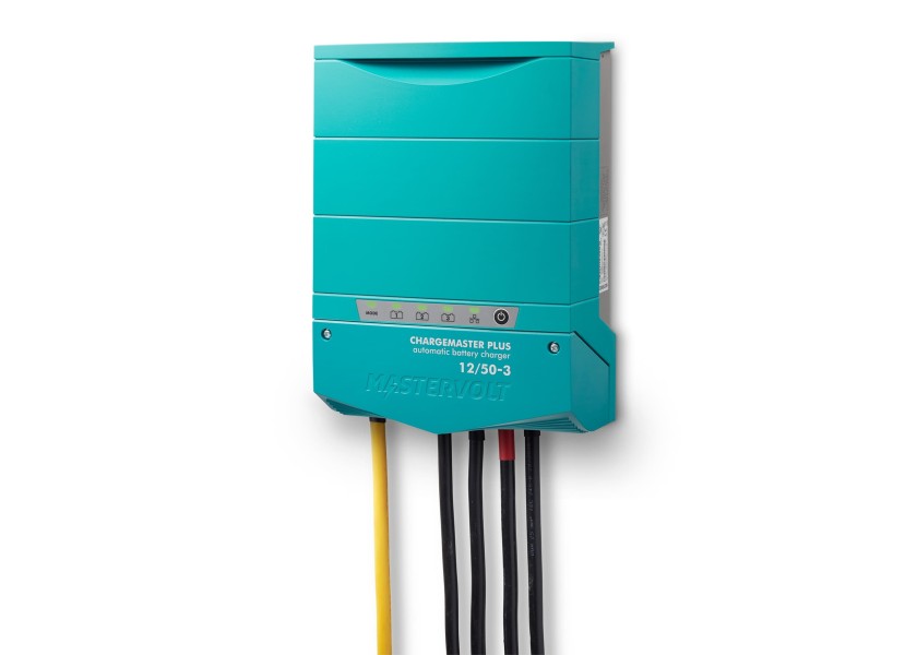 Купить Зарядное устройство Mastervolt ChargeMaster Plus 12/50-3 44310505 12В 50А 291х210х105мм IP23 для АКБ 200-400Ач 7ft.ru в интернет магазине Семь Футов